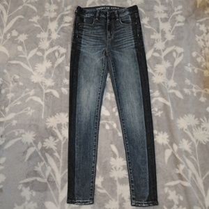 🪻American Eagle Stretch Skinny Distressed Blue Jeggings Sz 2